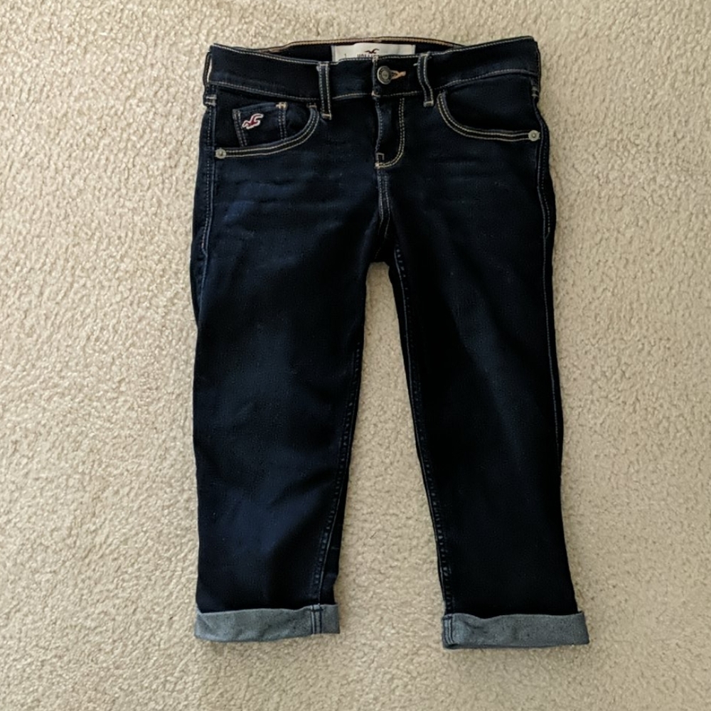 Hollister dark blue denim capri pants